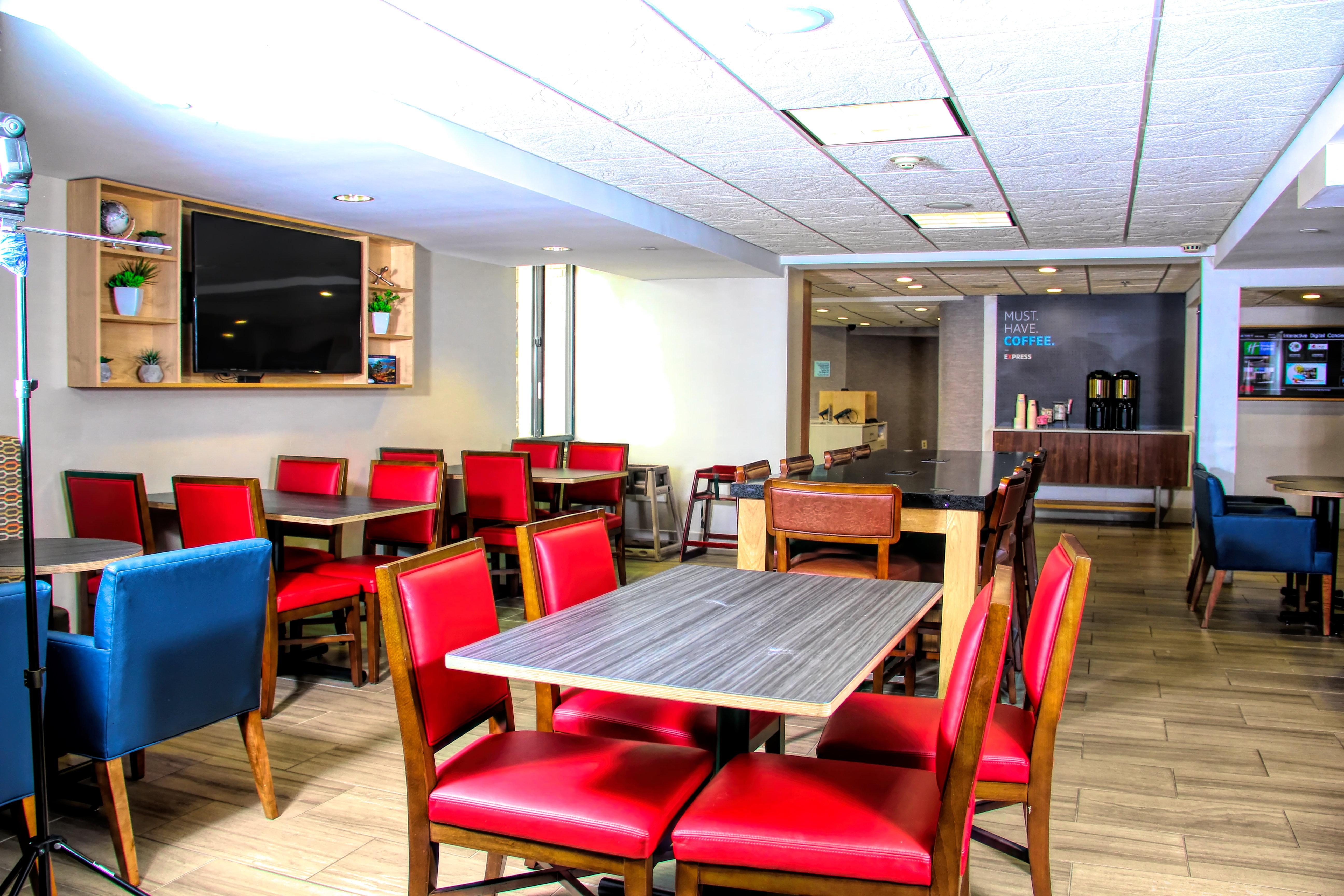 Holiday Inn Express Rochester - Greece By Ihg Exterior photo