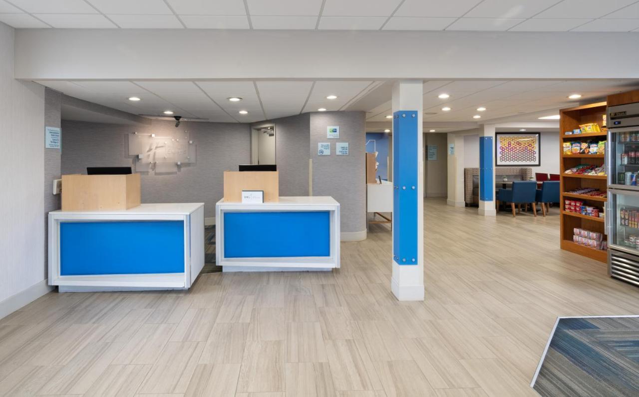 Holiday Inn Express Rochester - Greece By Ihg Exterior photo